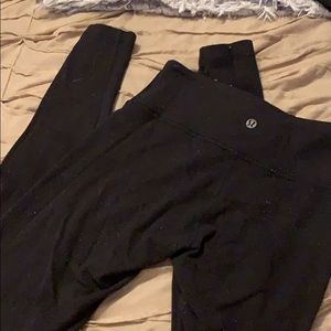 Black lululemon leggings